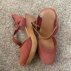 Universal Thread Clog Heels